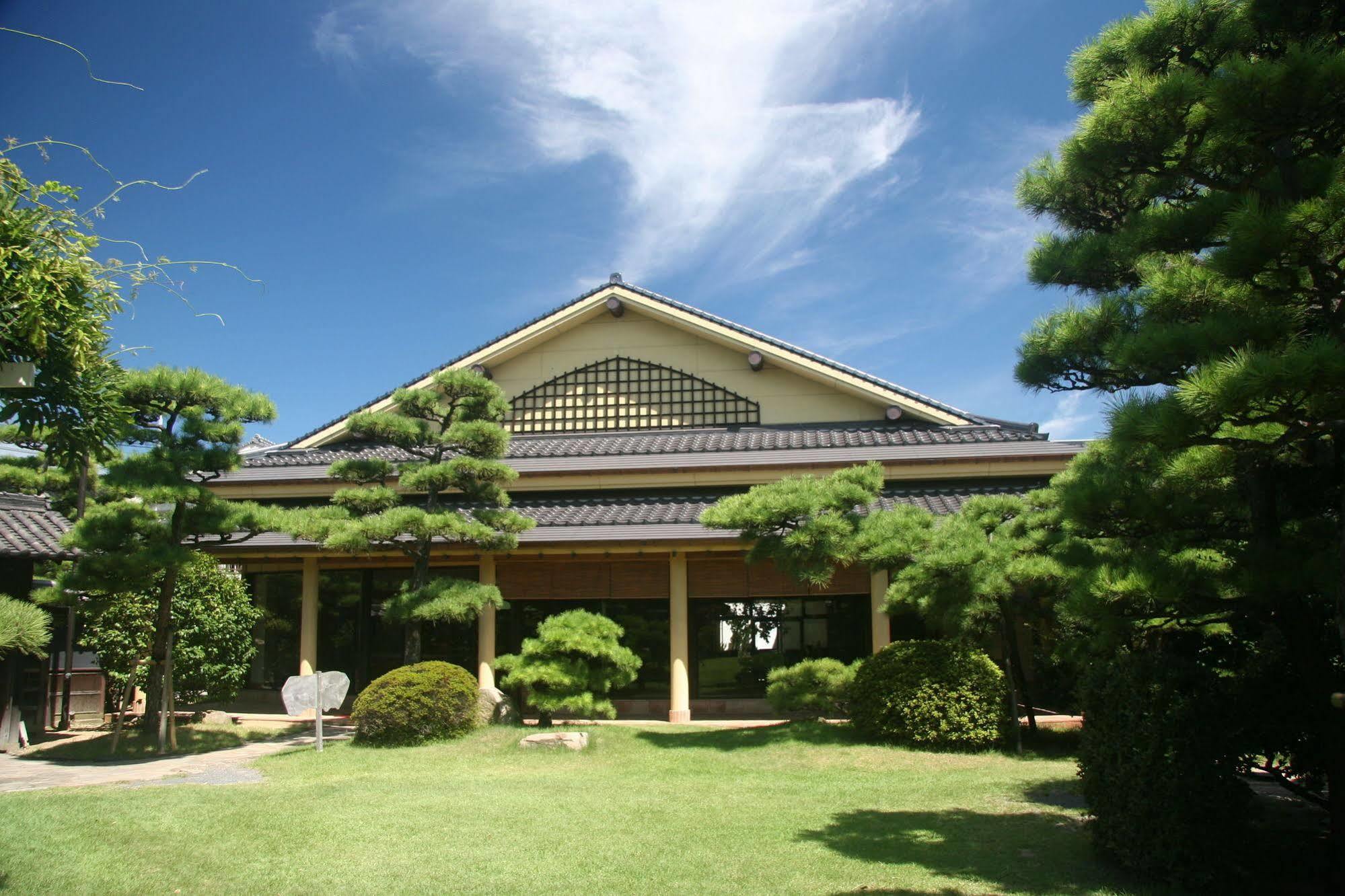 Nishiyama Bekkan Onomichi Exterior photo